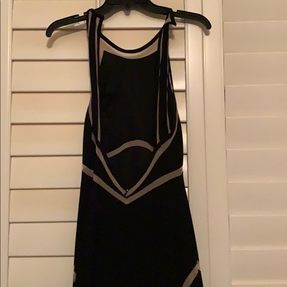 Long black formal dress - Picture 2 of 4